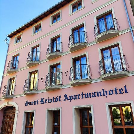 Szent Kristof Apartmanhotel Zalaegerszeg Ngoại thất bức ảnh